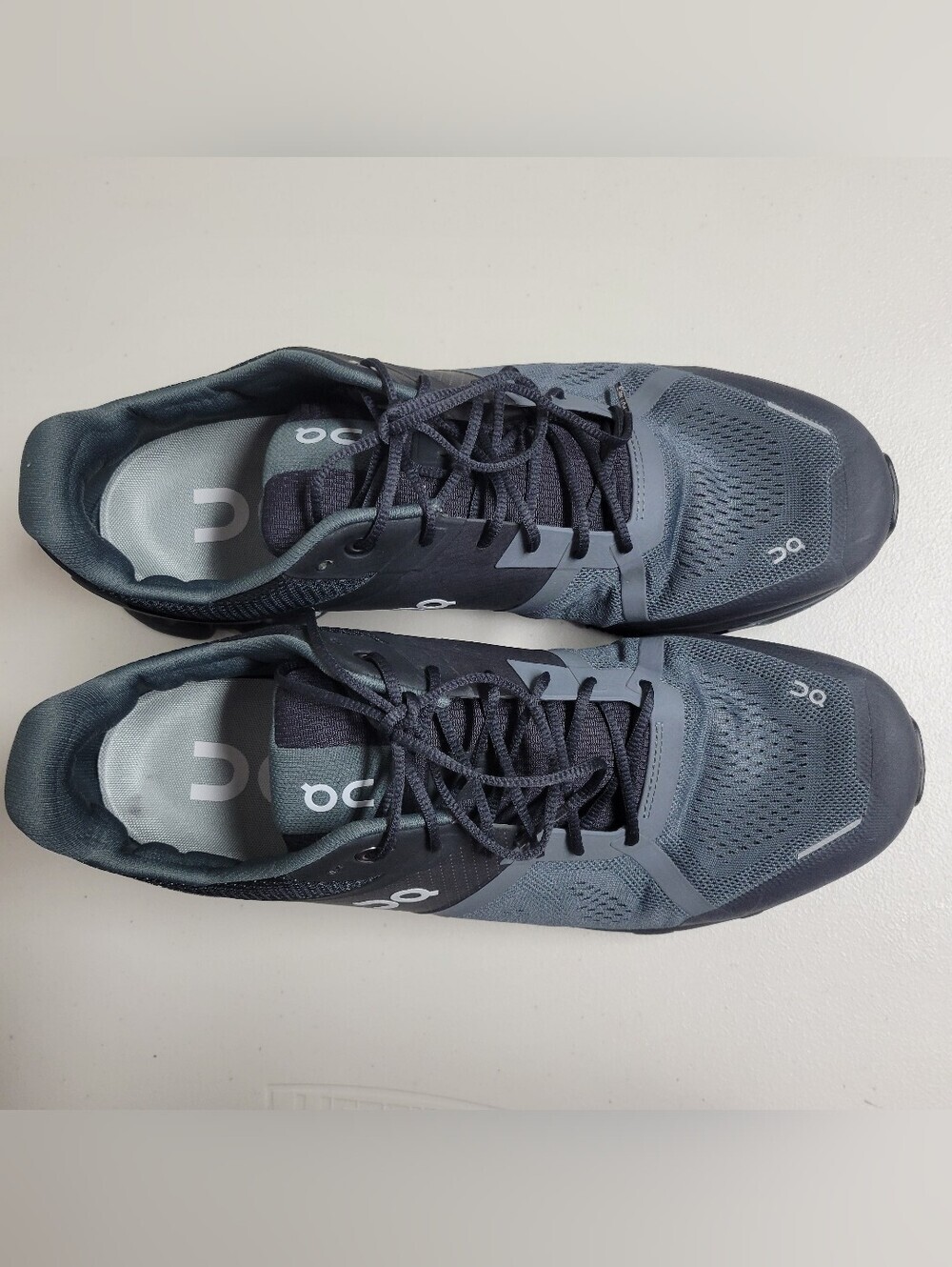 On Running Cloudace Running Shoes Men's Size 13. - Picture 3 of 11